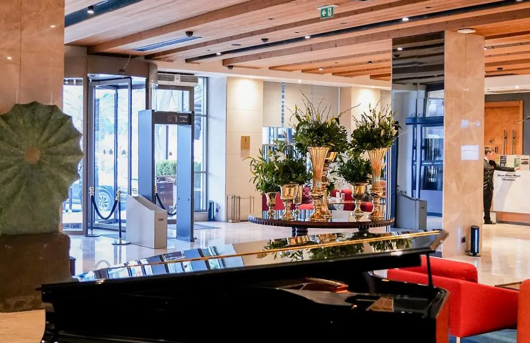 Dosso Dossi Hotels & Spa Downtown-1