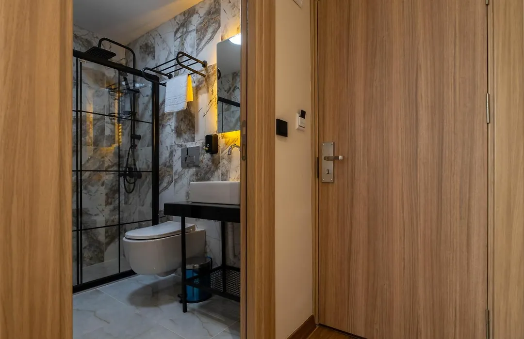 Hopefull Hotel-1