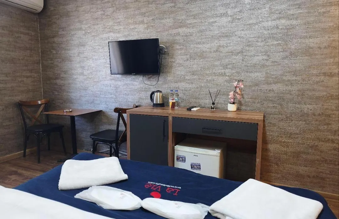 La Vie Suite Hotel-1