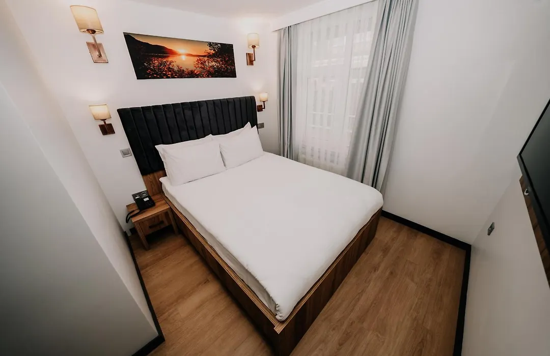 Business Life Hotel & Spa Bakirkoey-1