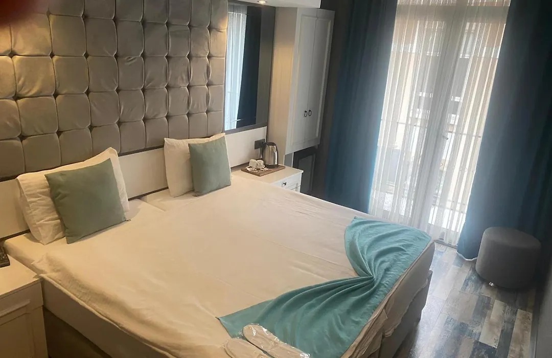Hotel Blue Ottoman-1