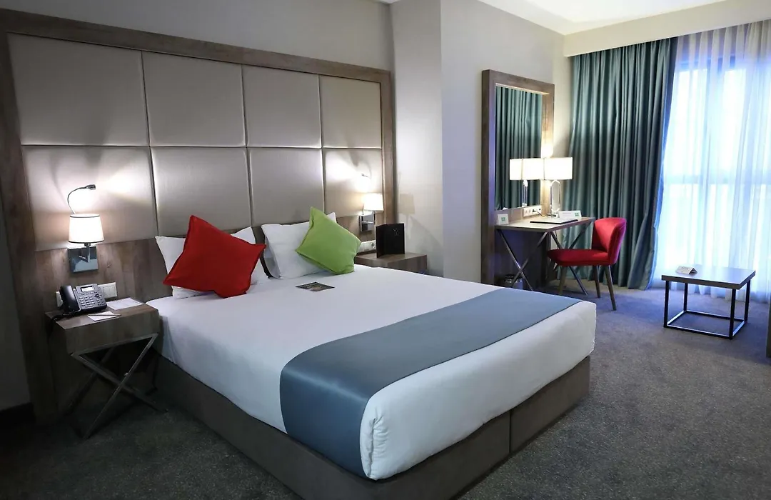 Ibis Styles Istanbul Bomonti-1