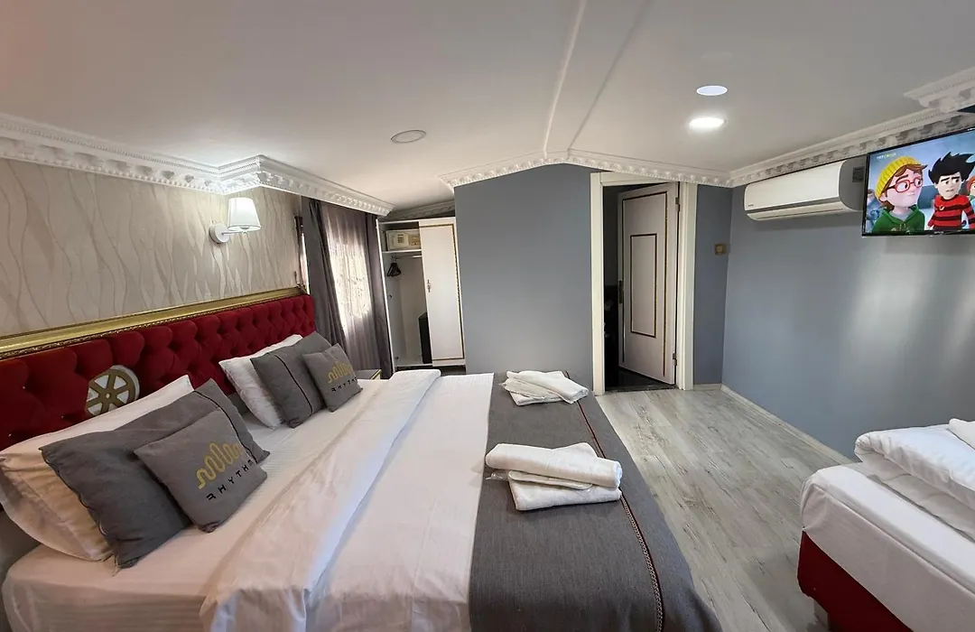 Rhythm Hotel-1