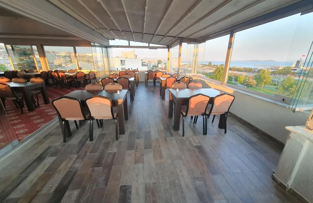 Borz Hotel-1
