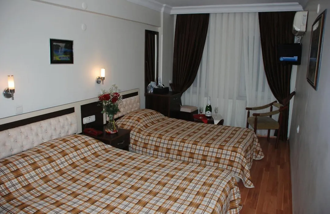 Hotel Grand Mark-1