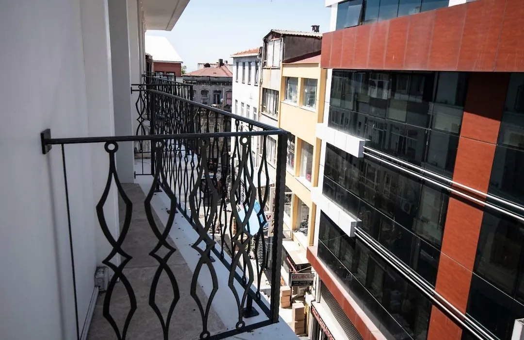 Eliza Hotel-1