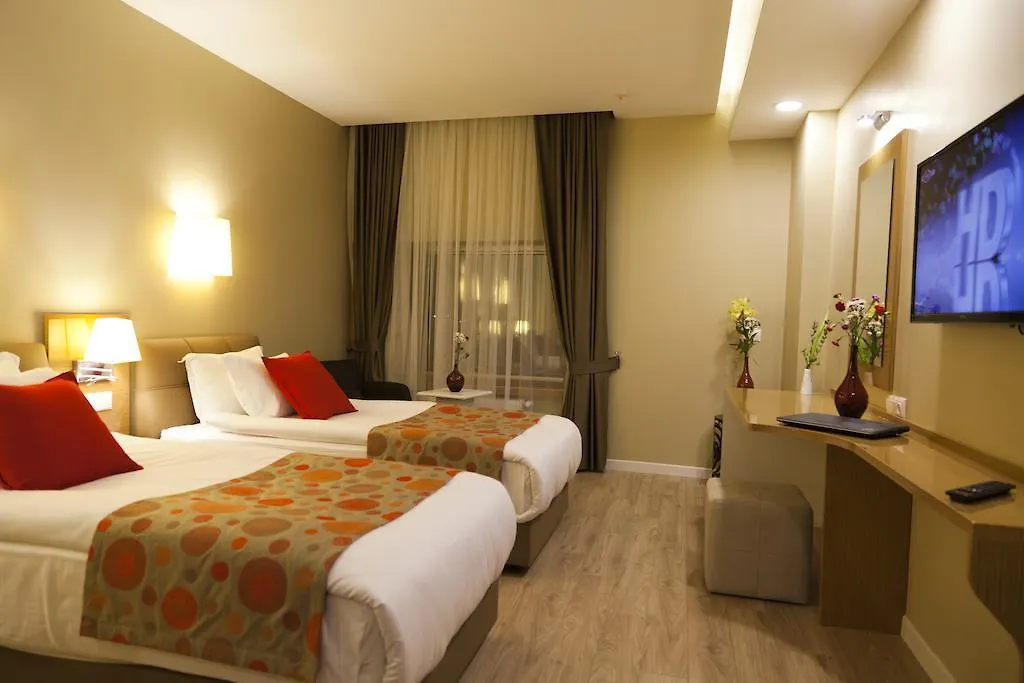 Grand Plaza Hotel-1