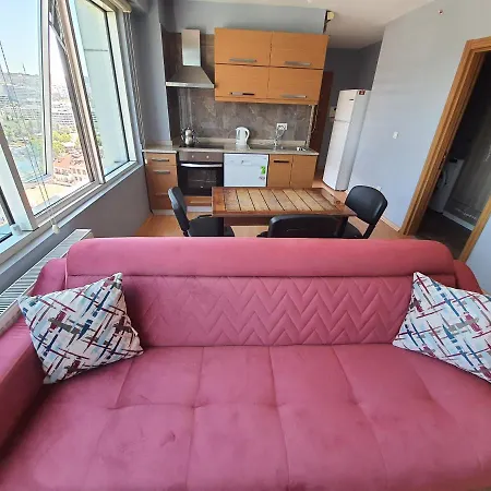 Academia Residence-3