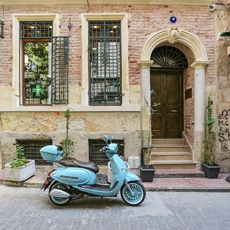 No 8 Galata-3