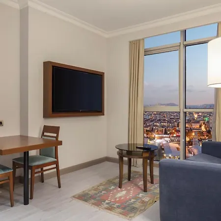 DoubleTree by Hilton Istanbul Atasehir Hotel&Conference Centre-2