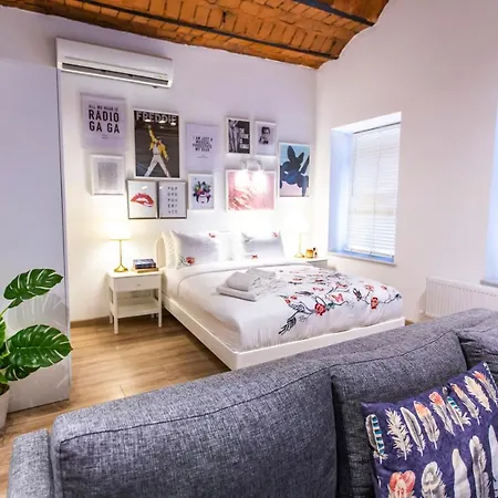 Flats Company Ajda Apartment-2