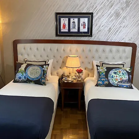 Four Doors Hotel-3