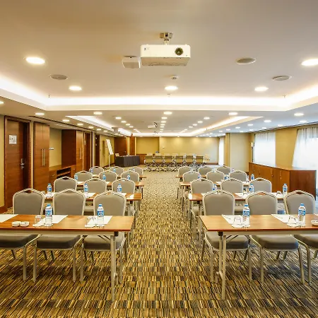 Dedeman Bostanci Istanbul Hotel & Convention Center-2
