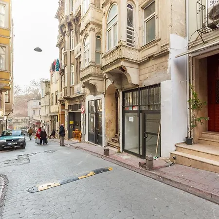 Galata Port Apartments-3