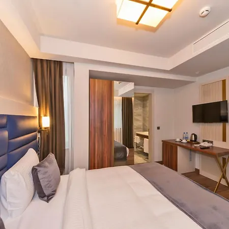 Golden Royal Hotel & Spa-3