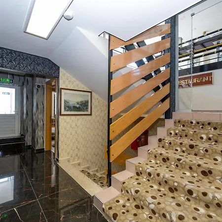 Grand Ons Hotel-2