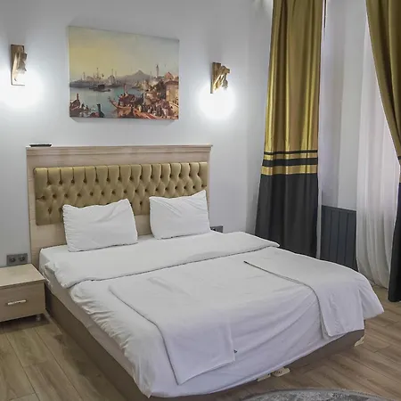 Mar Suite-3