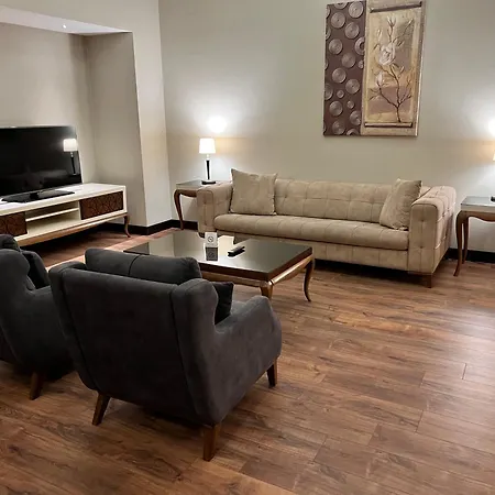 Ramada Hotel&Suites by Wyndham Istanbul Merter-3