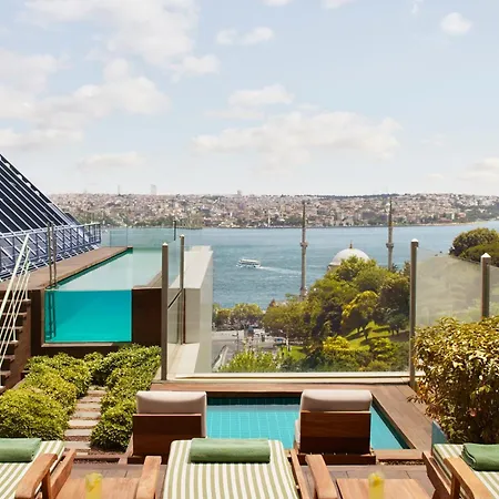 The Ritz-Carlton, Istanbul At The Bosphorus-3