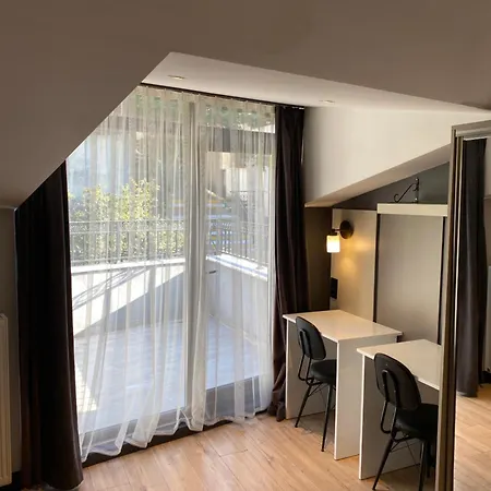 Global Suites Hotel-2