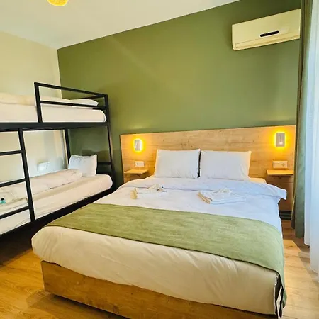 Sultan Hostel & Guesthouse-3