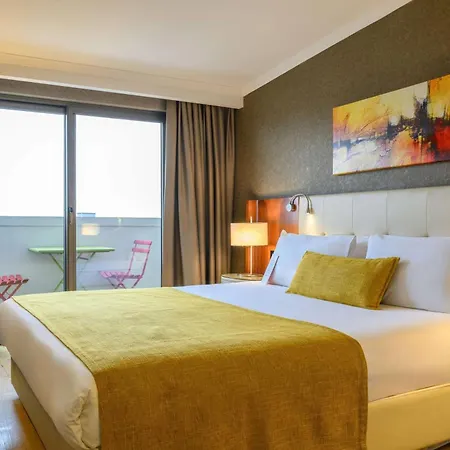 Ramada By Wyndham Istanbul Grand Bazaar-2