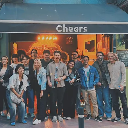 Cheers Midtown Hostel-2