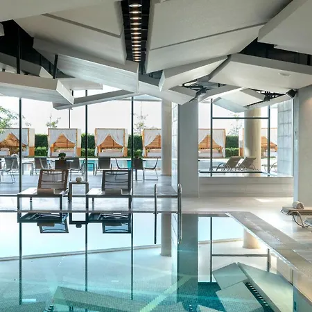 Crowne Plaza Florya Istanbul, an IHG Hotel-3