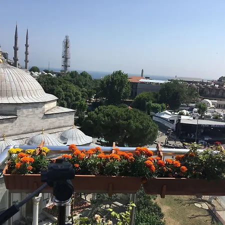 Lapis Inn Hotel & Spa-2