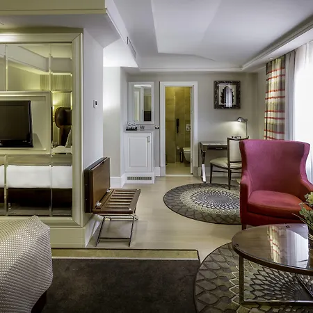 Titanic Comfort Sisli-3