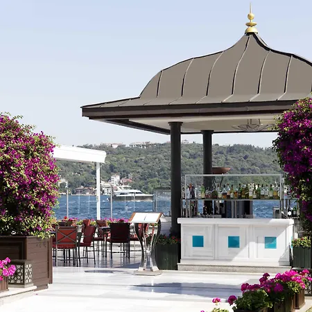Four Seasons Hotel Istanbul At The Bosphorus-3