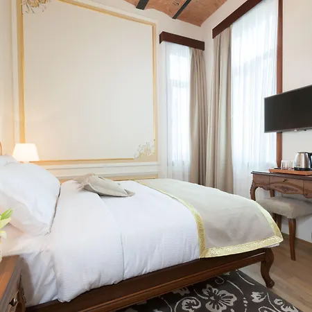 Hotel Pera Parma-2