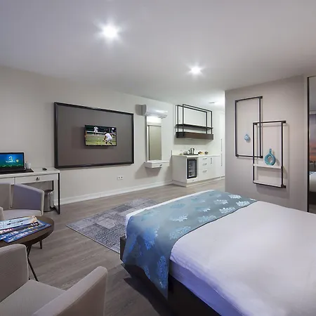 The Clock Suites-2