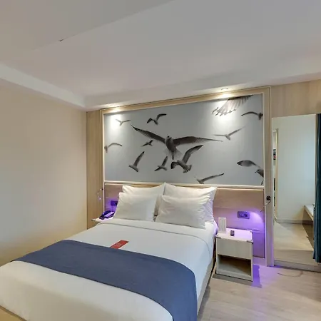 Ramada By Wyndham Istanbul Old City-3