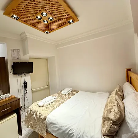 Magnificent Hotel-2