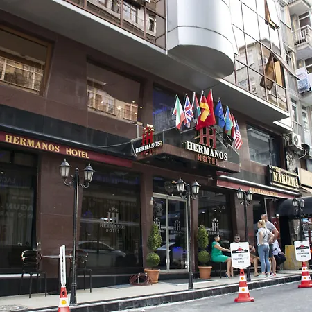 Hermanos Hotel-2