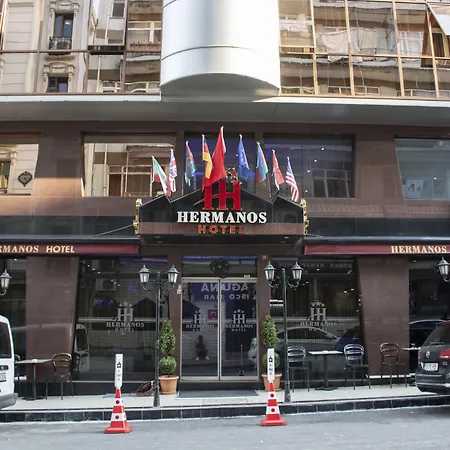 Hermanos Hotel-3