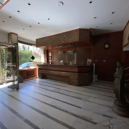 Hotel Monopol-3