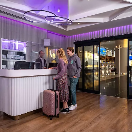 Yotel Istanbul Airport, City Entrance-3