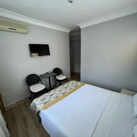 Elite Plus Family Hotel Old City-3