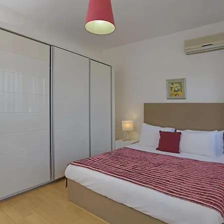 Cheya Taksim Bnb Gumussuyu Istanbul City Center Comfort Residence-3
