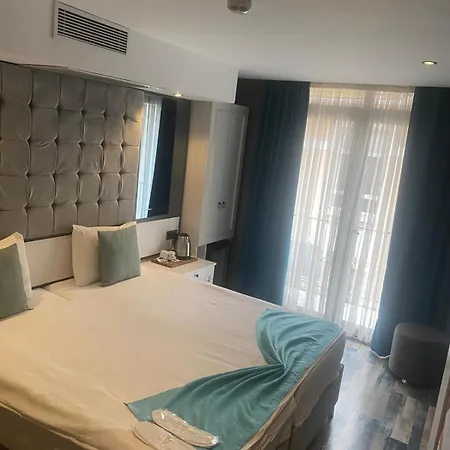 Hotel Blue Ottoman-2