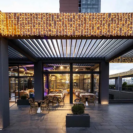 Movenpick Living Istanbul West-2