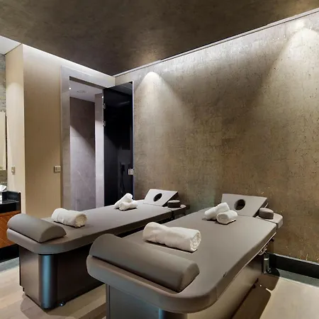 DoubleTree by Hilton Istanbul - Piyalepasa-3