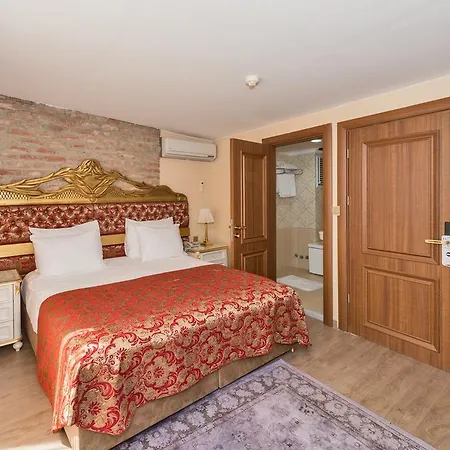 By Murat Royal Hotel Galata-2
