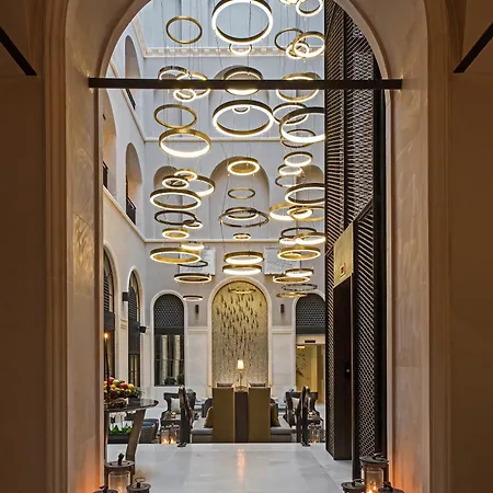 10 Karakoy-2
