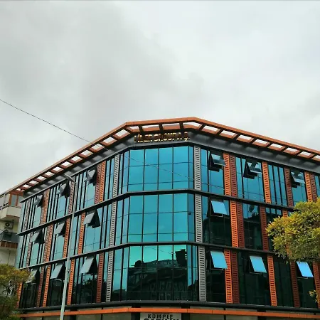 Plus Park Suite & Hotel-2