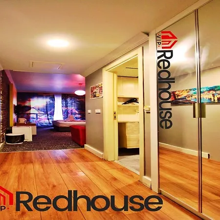 Red House Vip Apartmant Suites-2