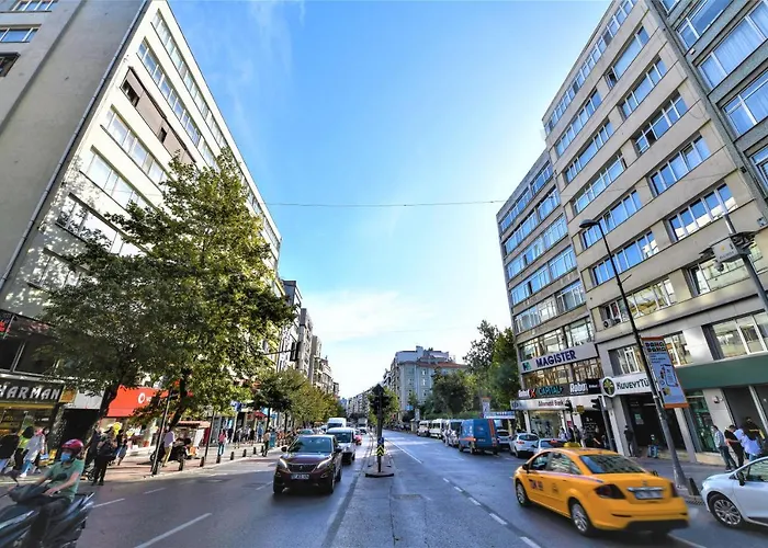 Form Hotel