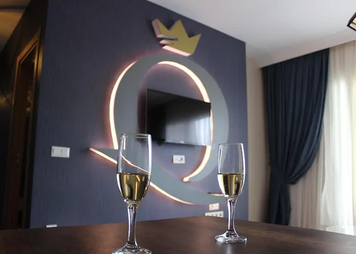 Quars Suite